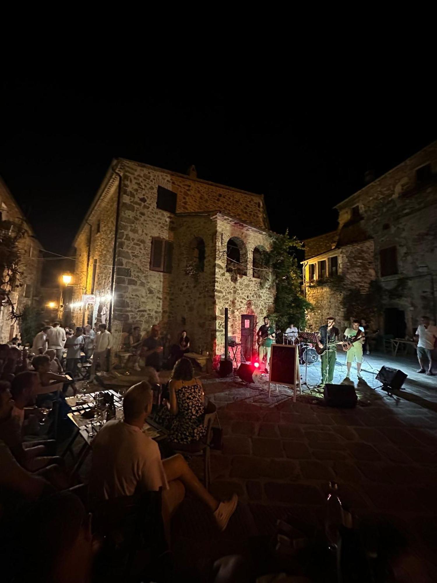 Casa Pruno Rosso Leilighet Montemerano Eksteriør bilde